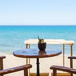 Almyra Seaside