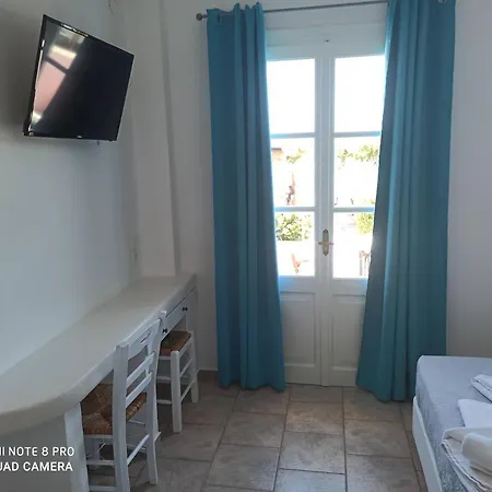 Almyra Seaside Platis Gialos (Sifnos)