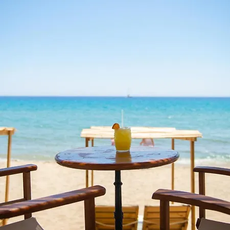 Almyra Seaside *