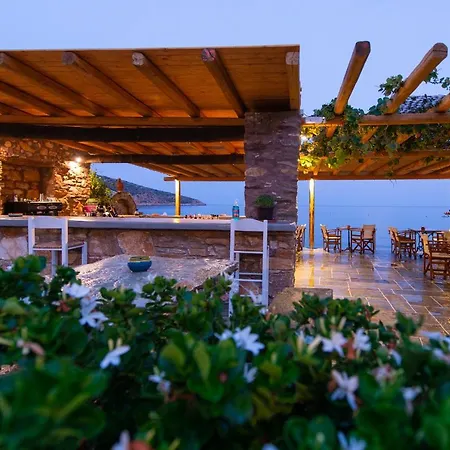 Almyra Seaside 公寓 *