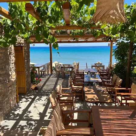 Almyra Seaside
