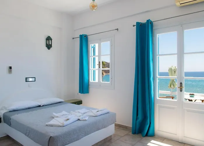 Almyra Seaside * Platis Gialos (Sifnos)